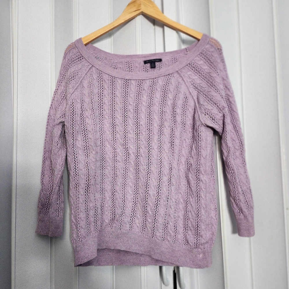 American Eagle Lilac Sweater size Large EUC